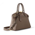 ルイヴィトン ロックイット ショルダーバッグ☆トートバッグ 3色 M22914 M22927 M22925 ルイヴィトン ロックイット ショルダーバッグ☆トートバッグ 3色 M22914 M22927 M22925