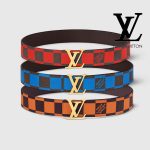 ルイヴィトン ベルト・LV イニシャル 40MM リバーシブル M8537 M8474 M8461 ルイヴィトン ベルト・LV イニシャル 40MM リバーシブル M8537 M8474 M8461