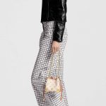 ルイヴィトン激安 ノエ パース・LV チャーム ショルダーバッグ M83227 M82885 ルイヴィトン激安 ノエ パース・LV チャーム ショルダーバッグ M83227 M82885