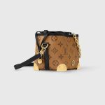 ルイヴィトン激安 ノエ パース・LV チャーム ショルダーバッグ M83227 M82885 ルイヴィトン激安 ノエ パース・LV チャーム ショルダーバッグ M83227 M82885