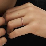 ルイヴィトン LV ダイヤモンド マリッジリング 2.5MM Q9Y48 Q9Y49 ルイヴィトン LV ダイヤモンド マリッジリング 2.5MM Q9Y48 Q9Y49