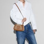グッチ 〔グッチ ブロンディ〕ミニ ショルダーバッグ 815700 HAAKG 9755 グッチ 〔グッチ ブロンディ〕ミニ ショルダーバッグ 815700 HAAKG 9755