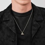 ルイヴィトン ペンダント LV ヴォルト ワン GM Q93808 ルイヴィトン ペンダント LV ヴォルト ワン GM Q93808