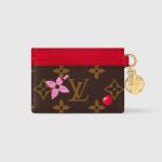 ルイヴィトン カードケース ポルト カルト・LV チャーム M12227 M12215 ルイヴィトン カードケース ポルト カルト・LV チャーム M12227 M12215