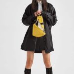 プラダ トライアングル レザーショルダーバッグ 1BH190_2BYA プラダ トライアングル レザーショルダーバッグ 1BH190_2BYA