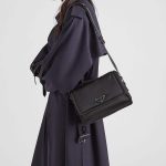 プラダ スモール パデッド Re-Nylon ショルダーバッグ 1BD313_RDLN_F0002 プラダ スモール パデッド Re-Nylon ショルダーバッグ 1BD313_RDLN_F0002