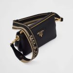 プラダ  レザー ショルダーバッグ 1BH194_2DKV
