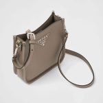 プラダ レザー ミニ ショルダーバッグ 1BH191_2DKV プラダ レザー ミニ ショルダーバッグ 1BH191_2DKV