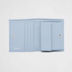 プラダ サフィアーノトライアングル 財布 1MV204_QHH プラダ サフィアーノトライアングル 財布 1MV204_QHH