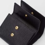 プラダ サフィアーノトライアングル 財布 1MH043_QHH プラダ サフィアーノトライアングル 財布 1MH043_QHH
