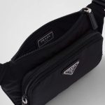 プラダ Re-Nylon xサフィアーノレザー ショルダーバッグ 2VH128_2DMH プラダ Re-Nylon xサフィアーノレザー ショルダーバッグ 2VH128_2DMH