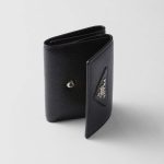 プラダ ヴィッテロダイノレザー 財布 2MH042_2BBE プラダ ヴィッテロダイノレザー 財布 2MH042_2BBE