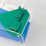プラダ ガレリア サフィアーノスペシャルエディション スモールバッグ 1BA896_2FOM プラダ ガレリア サフィアーノスペシャルエディション スモールバッグ 1BA896_2FOM
