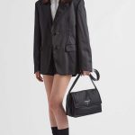 プラダ ミディアム パデッドRe-Nylon ショルダーバッグ 1BD255_RDLN プラダ ミディアム パデッドRe-Nylon ショルダーバッグ 1BD255_RDLN