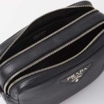 プラダ ショルダーストラップ付 レザー バッグ 1BH082_2DKV プラダ ショルダーストラップ付 レザー バッグ 1BH082_2DKV
