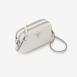 プラダ ショルダーストラップ付 レザー バッグ 1BH082_2DKV プラダ ショルダーストラップ付 レザー バッグ 1BH082_2DKV