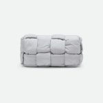 ボッテガヴェネタパデッド テック カセット 628951 VBO81 ボッテガヴェネタパデッド テック カセット 628951 VBO81