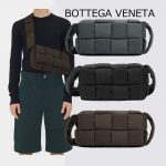 ボッテガヴェネタパデッド テック カセット 628951 VBO81 ボッテガヴェネタパデッド テック カセット 628951 VBO81