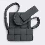 ボッテガヴェネタパデッド テック カセット 628951 VBO81 ボッテガヴェネタパデッド テック カセット 628951 VBO81