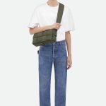 ボッテガヴェネタパデッド テック カセット 718398 VMBN4 ボッテガヴェネタパデッド テック カセット 718398 VMBN4