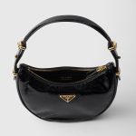 プラダ アーケ ナプラックパテントレザー ショルダーバッグ 1BC194_2DNT プラダ アーケ ナプラックパテントレザー ショルダーバッグ 1BC194_2DNT