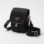 プラダ Re-Nylon xサフィアーノレザー ショルダーバッグ 2VD043 プラダ Re-Nylon xサフィアーノレザー ショルダーバッグ 2VD043