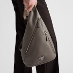 プラダ クロス ヴィッテロダイノレザー ワンショルダーバッグ 2VZ092_2BBE プラダ クロス ヴィッテロダイノレザー ワンショルダーバッグ 2VZ092_2BBE