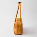 プラダ  ヴィッテロダイノソフトレザー ミディアム トップハンドルバッグ 1BB126_2DKV