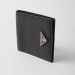 プラダ ヴィッテロダイノレザー 財布 2MO513_2E54 プラダ ヴィッテロダイノレザー 財布 2MO513_2E54
