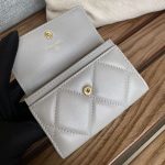 CHANEL 19  カードケース ラムスキン AP1790