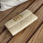 CHANEL 19 カードケース ラムスキン AP1790 CHANEL 19 カードケース ラムスキン AP1790