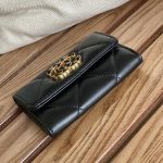 CHANEL 19 カードケース ラムスキン AP1790 CHANEL 19 カードケース ラムスキン AP1790