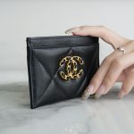 シャネル CHANEL 19 カードケース 名刺入れ AP1167