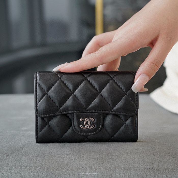 051 (9)