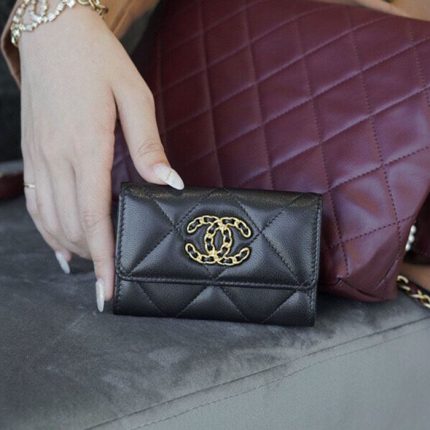 CHANEL 19 フラップ カードケース ミニ財布  AP1790