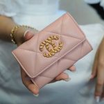 シャネル フラップ カードケース ミニ財布 AP1790 シャネル フラップ カードケース ミニ財布 AP1790
