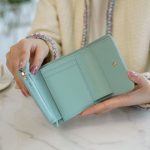 シャネル19 三つ折りミニ財布  フラップウォレット AP1789