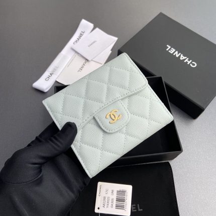 シャネル 三つ折財布  クラシック スモール フラップ ウォレット A82288