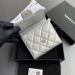 シャネル  三つ折り財布 マトラッセ ココマーク A82288