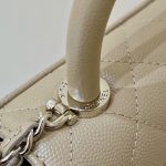 シャネル  CHANEL ココハンドル ミニバッグ ベージュ AP4244