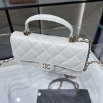 シャネル マトラッセ フォンケース ショルダーバッグ ホワイト AP3226 シャネル マトラッセ フォンケース ショルダーバッグ ホワイト AP3226