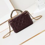 シャネル ハンドル バニティケース ラムスキン AP4168 B17675 シャネル ハンドル バニティケース ラムスキン AP4168 B17675
