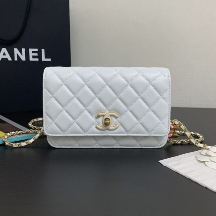 シャネル  チェーンウォレット アジャスター付き AP3938