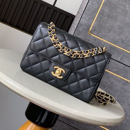 シャネル  チェーンハンドル フラップバック AS5240 B19405