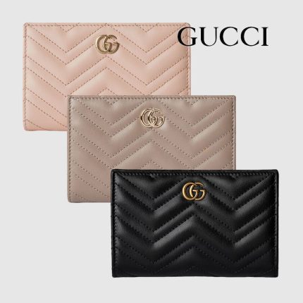 グッチ GGエンブレム スモールウォレット ‎815874