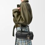 ロエベ アマソナ23 クロップド バッグ A039N23X07 ロエベ アマソナ23 クロップド バッグ A039N23X07