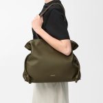 ロエベ フラメンコ クラッチバッグ ラージ A411FL1X18 ロエベ フラメンコ クラッチバッグ ラージ A411FL1X18