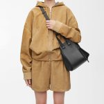 ロエベ スモール クラシックカーフレザー ハンモック 387.30.S35 ロエベ スモール クラシックカーフレザー ハンモック 387.30.S35