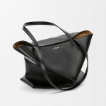 ​ロエベ ミディアム シャイニングレザー パズル フォールドA657G50X01
