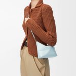 ロエベ シャイニングナッパレザー パズル フォールド ポーチC510PT1X01 ロエベ シャイニングナッパレザー パズル フォールド ポーチC510PT1X01